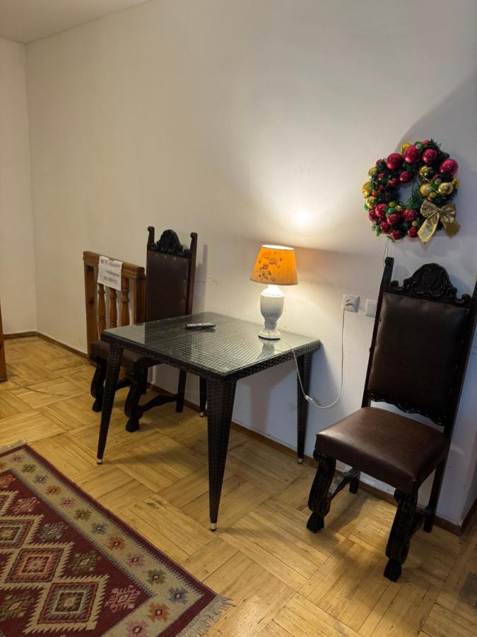 Lika'S Hause Apartment Тбилиси Екстериор снимка