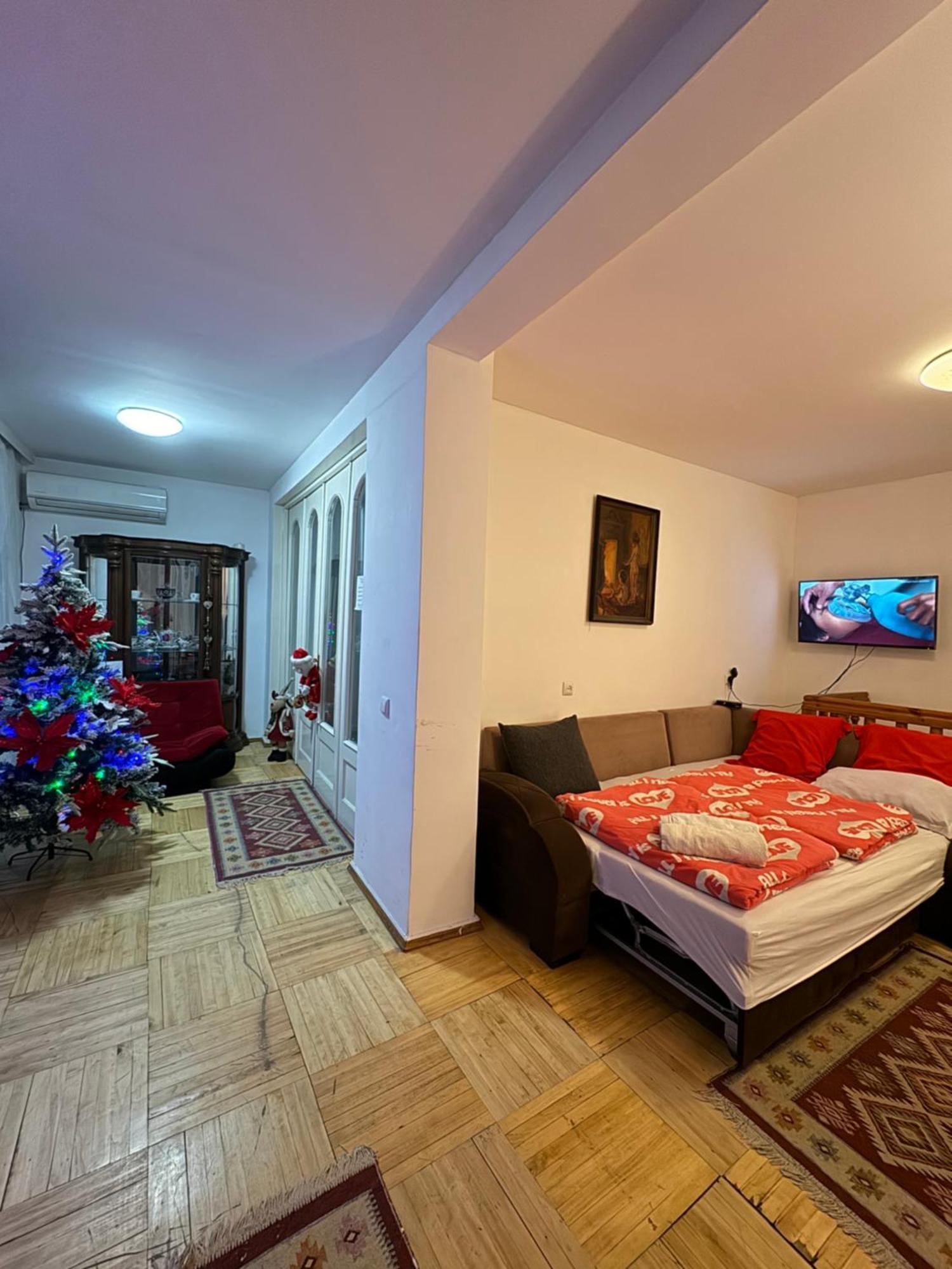 Lika'S Hause Apartment Тбилиси Екстериор снимка