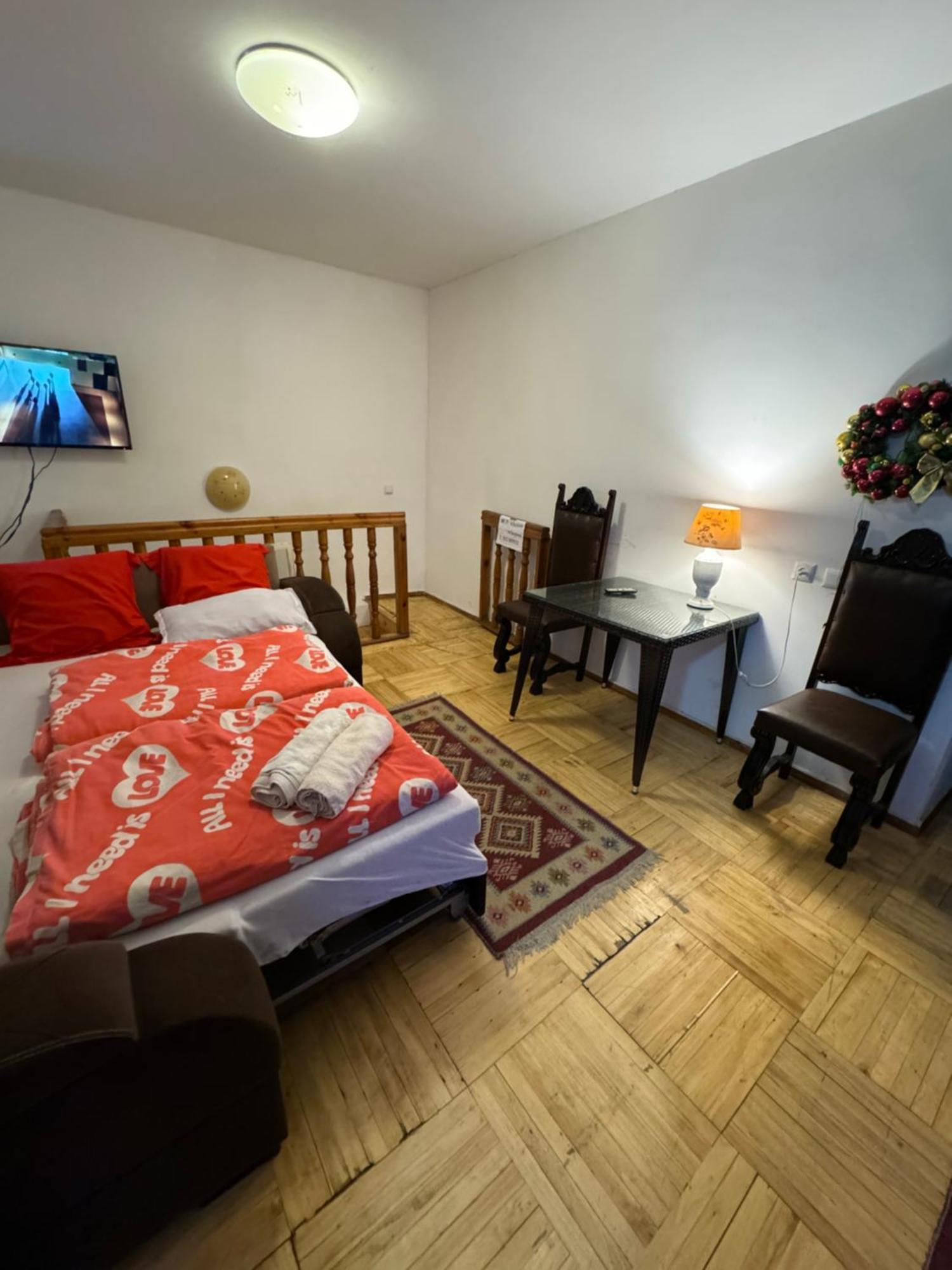 Lika'S Hause Apartment Тбилиси Екстериор снимка